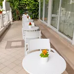 Hotel Negresco 3*